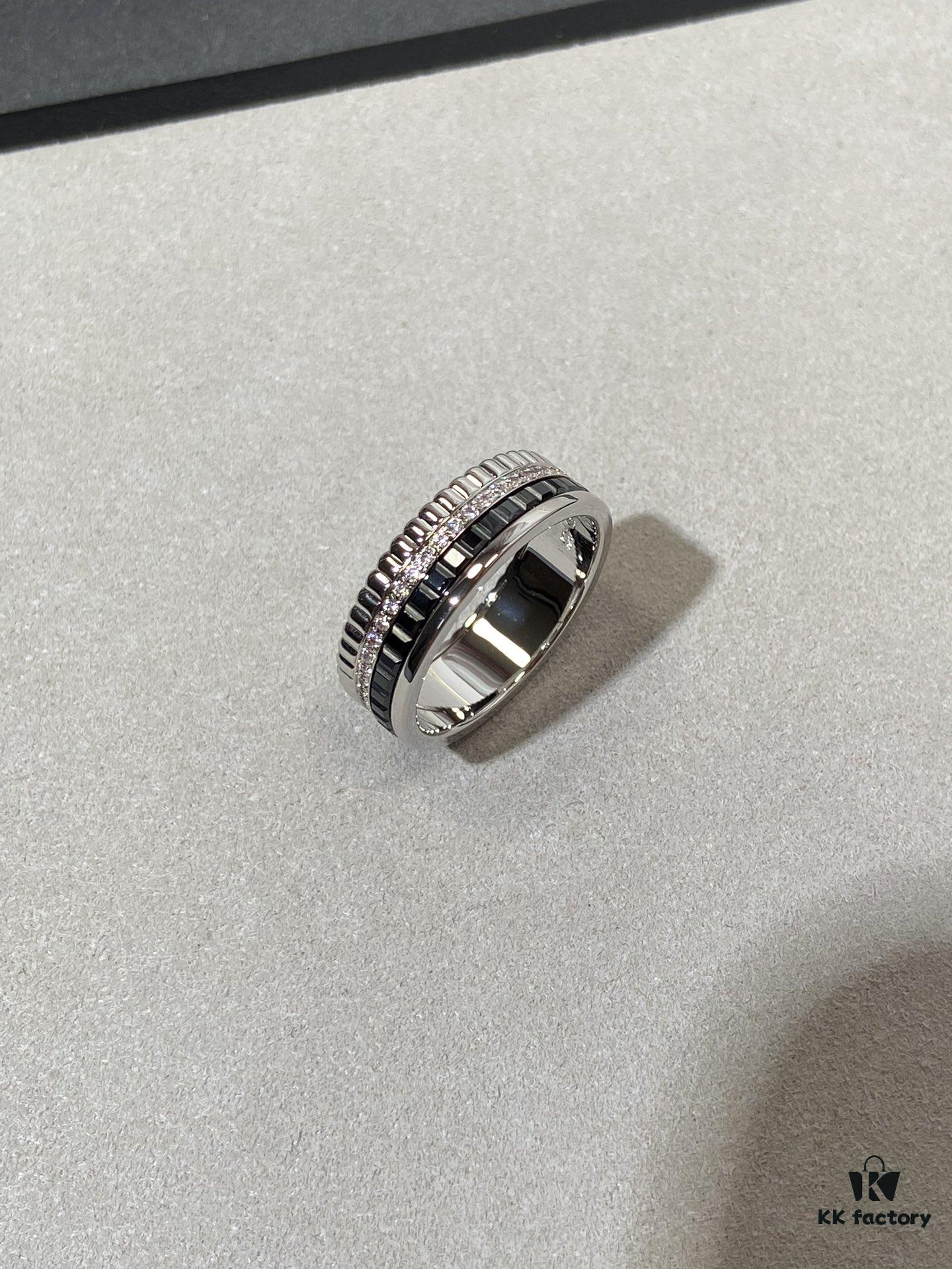Black Brown and White Gold Color-Blocked
