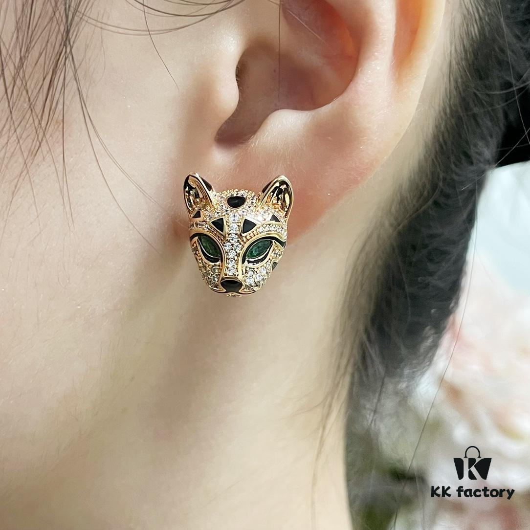 69300cbf12f62673a6fabe2b Boucheron Leopard Cat Earrings