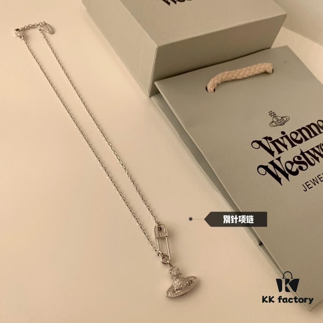 69300ce312f62673a6fabe6a Vivienne Westwood Queen of Fashion Brooch Necklace