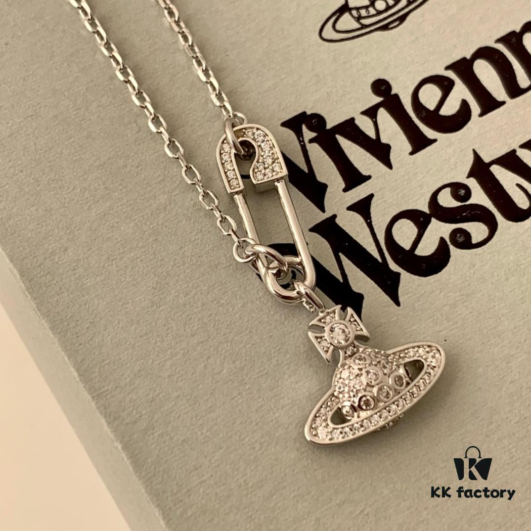 69300ce512f62673a6fabe6f Vivienne Westwood Queen of Fashion Brooch Necklace