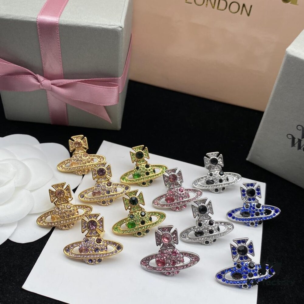 69300d0712f62673a6fabec0 VIVIENNE WESTWOOD New Stud Earrings