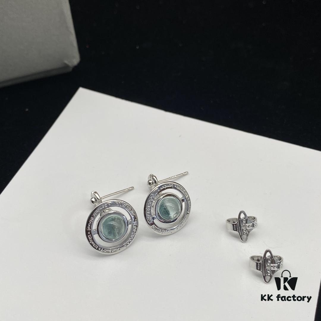 VIVIENNE WESTWOOD New Stud Earrings