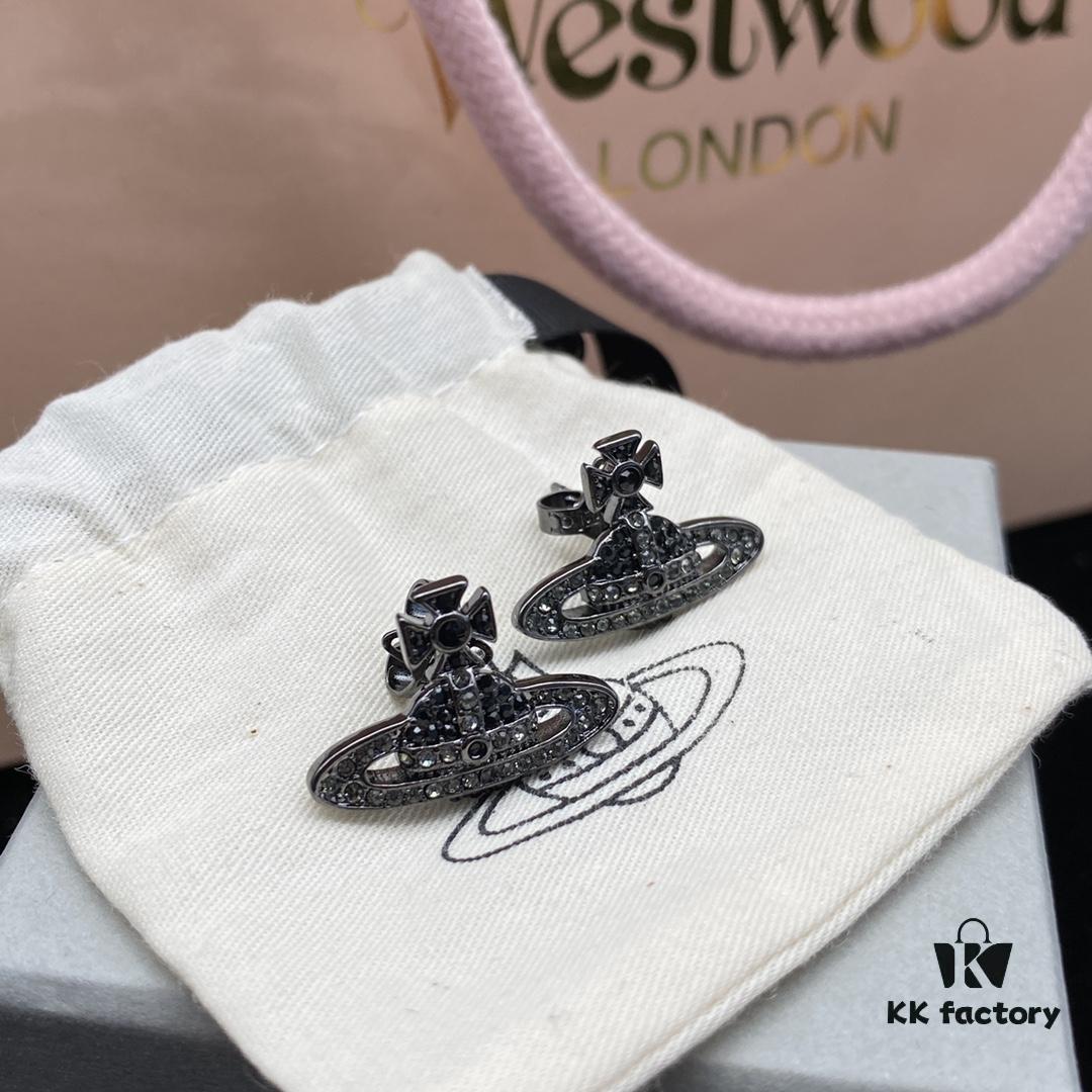 VIVIENNE WESTWOOD New Stud Earrings