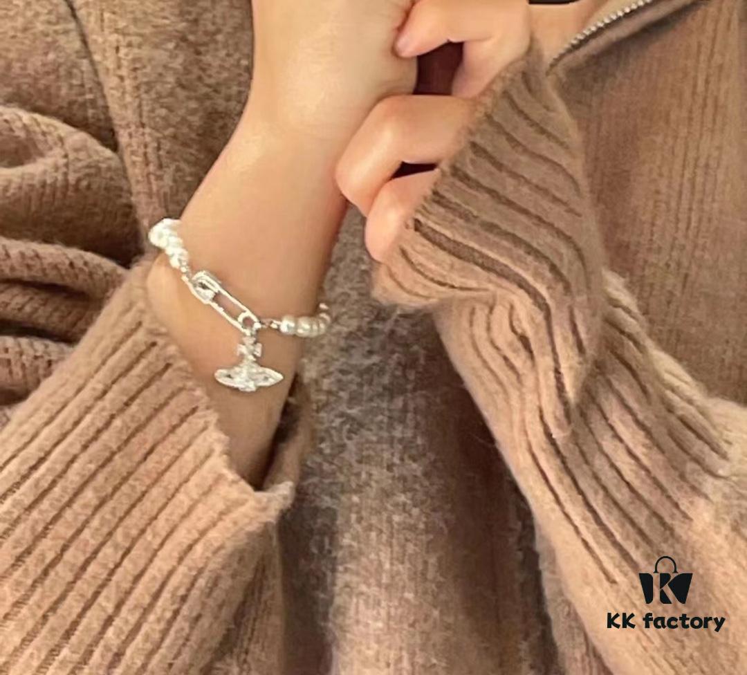 Bracelet is also a must-buy!!! Trust me, go for the full set