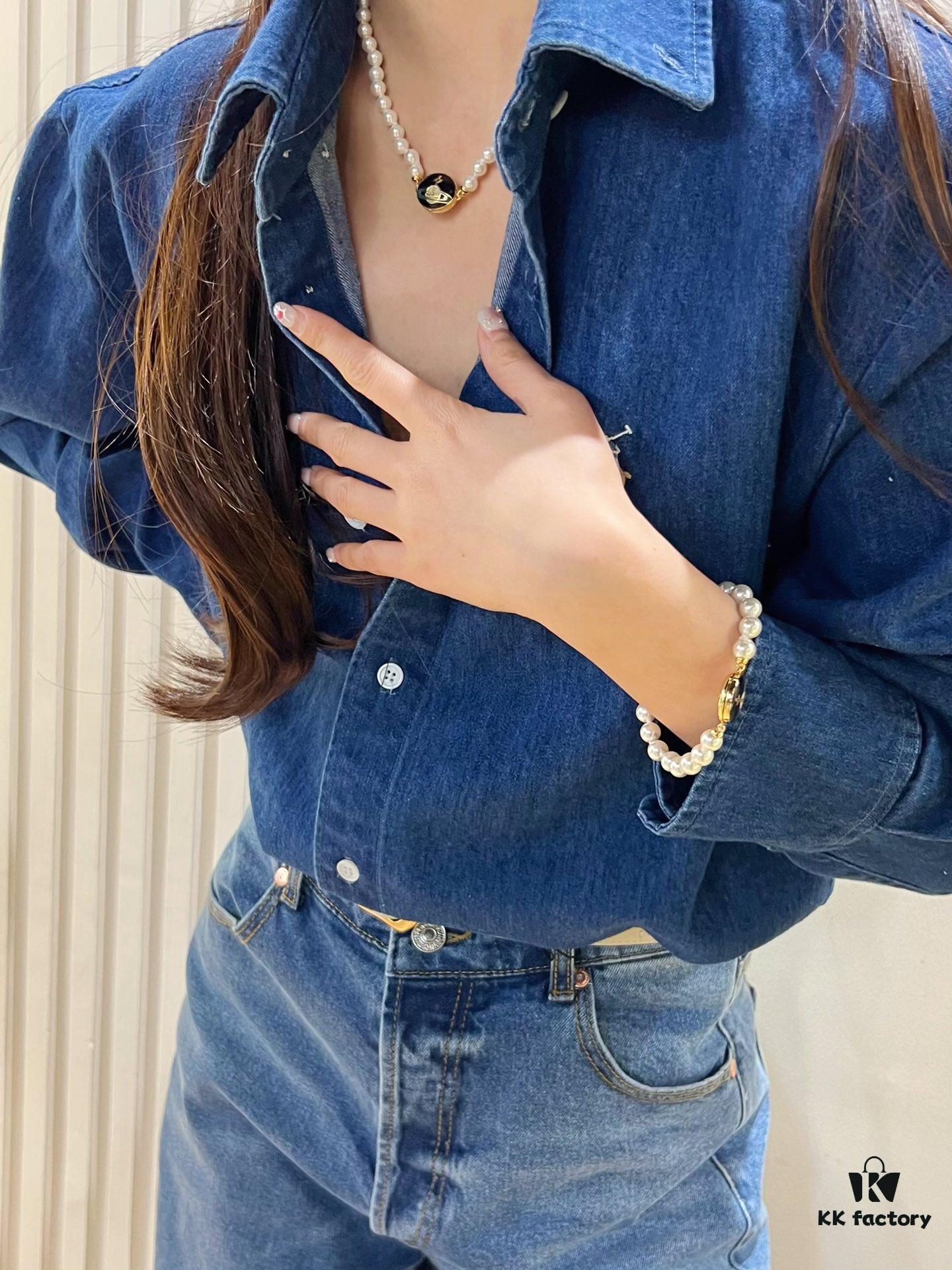 69300e1d12f62673a6fac056 Promise Me You'll Get This Enamel Pearl Piece! Lisa and Yimengling Are Wearing It!