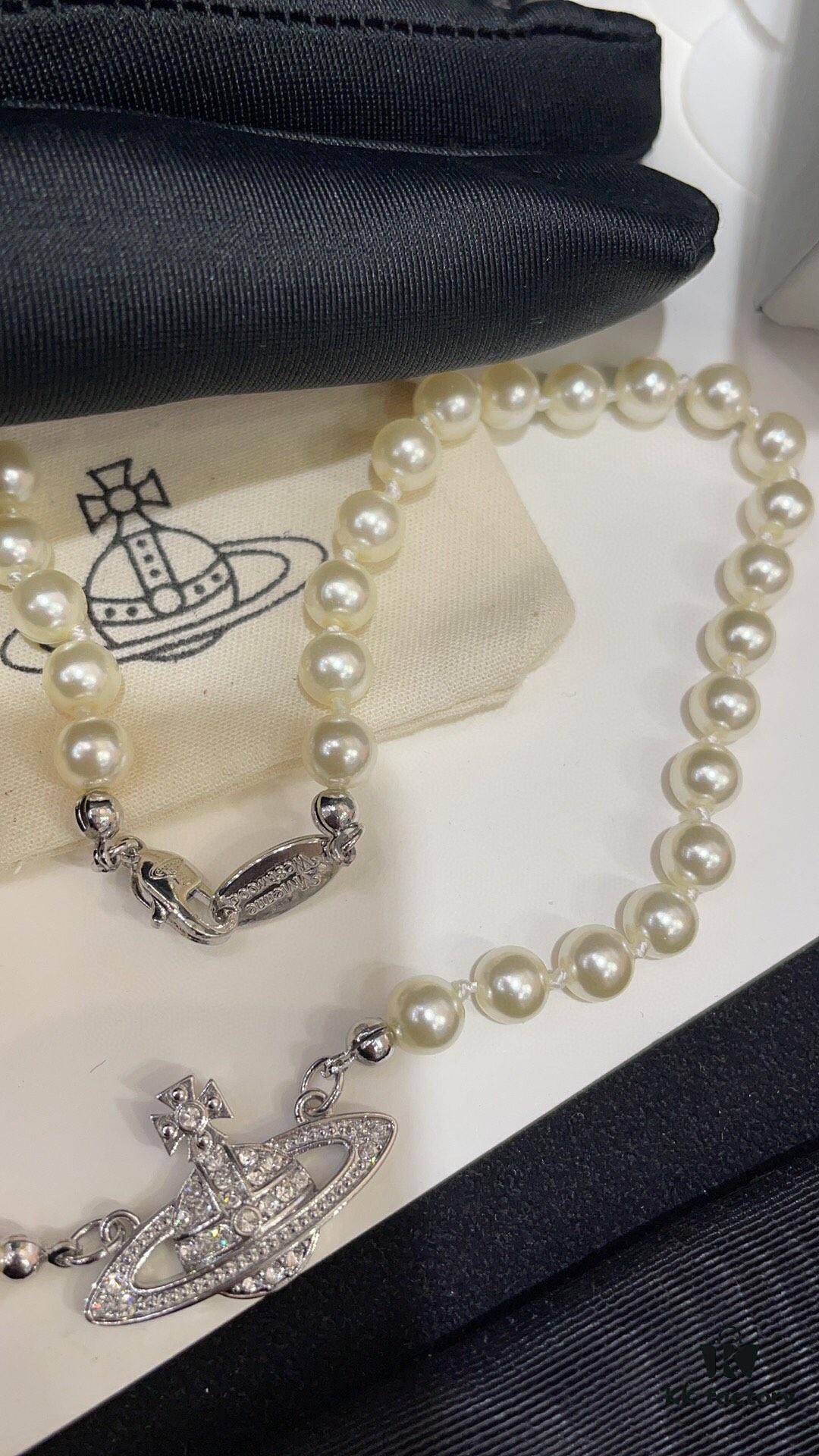 69300e2912f62673a6fac063 Fashionable Essential for Everyone ✨ Vivienne Westwood Saturn Pearl Necklace