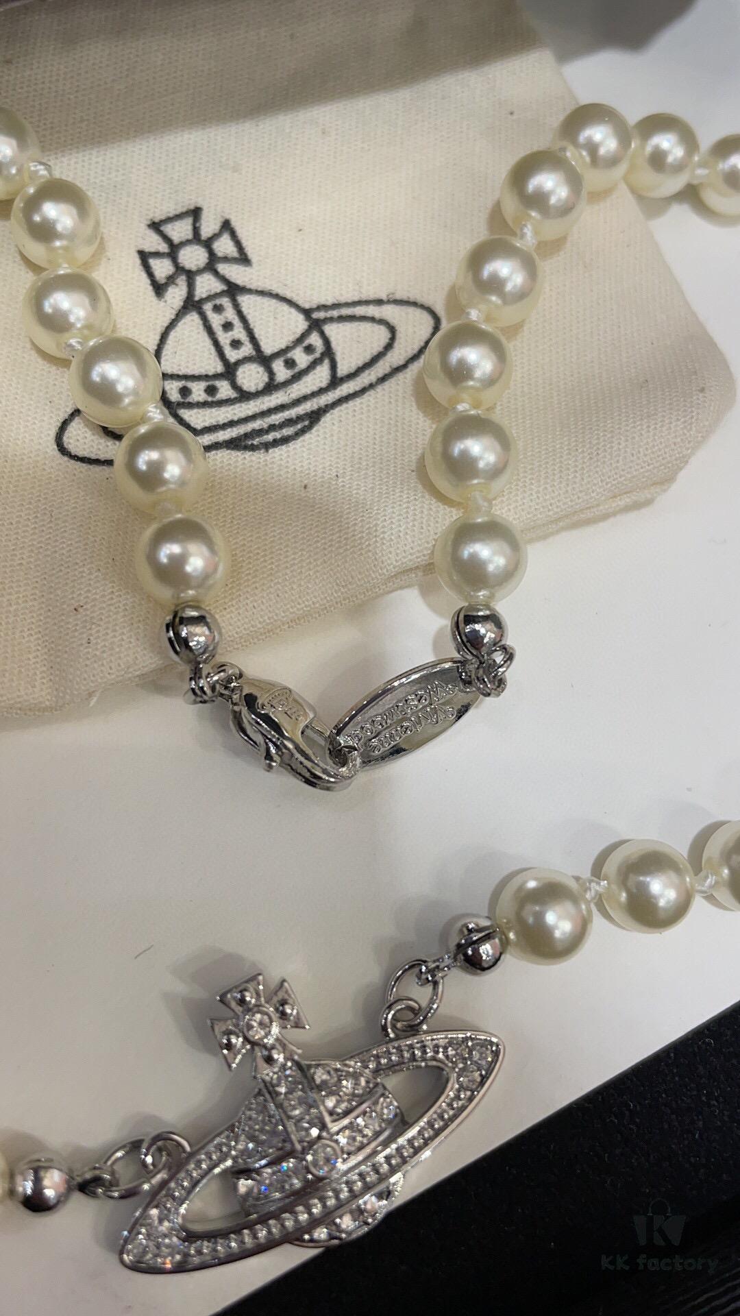 69300e2e12f62673a6fac068 Fashionable Essential for Everyone ✨ Vivienne Westwood Saturn Pearl Necklace