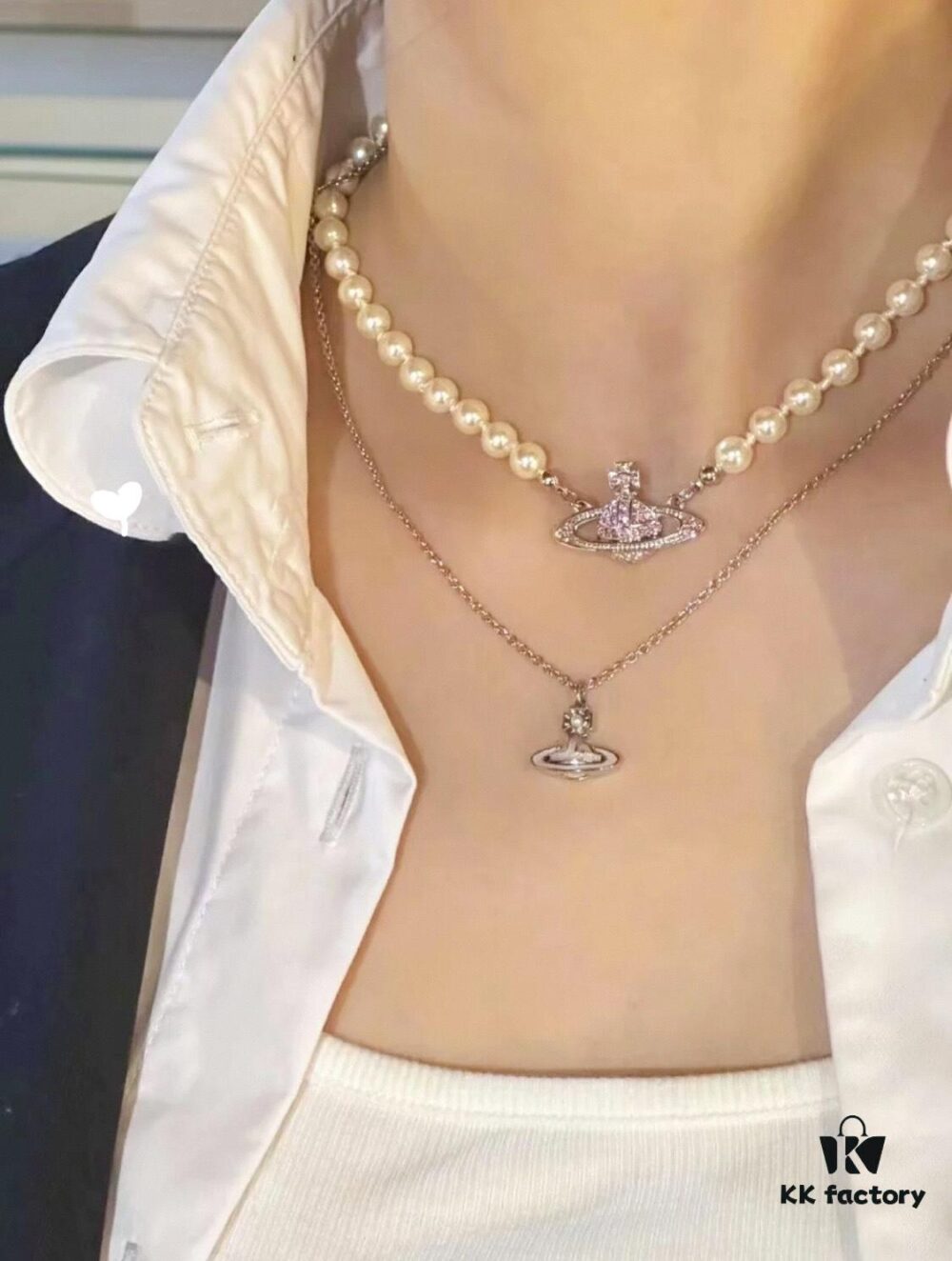 69300e3712f62673a6fac072 Vivienne Westwood Saturn Pearl Set - Beautiful and Timeless Jewelry