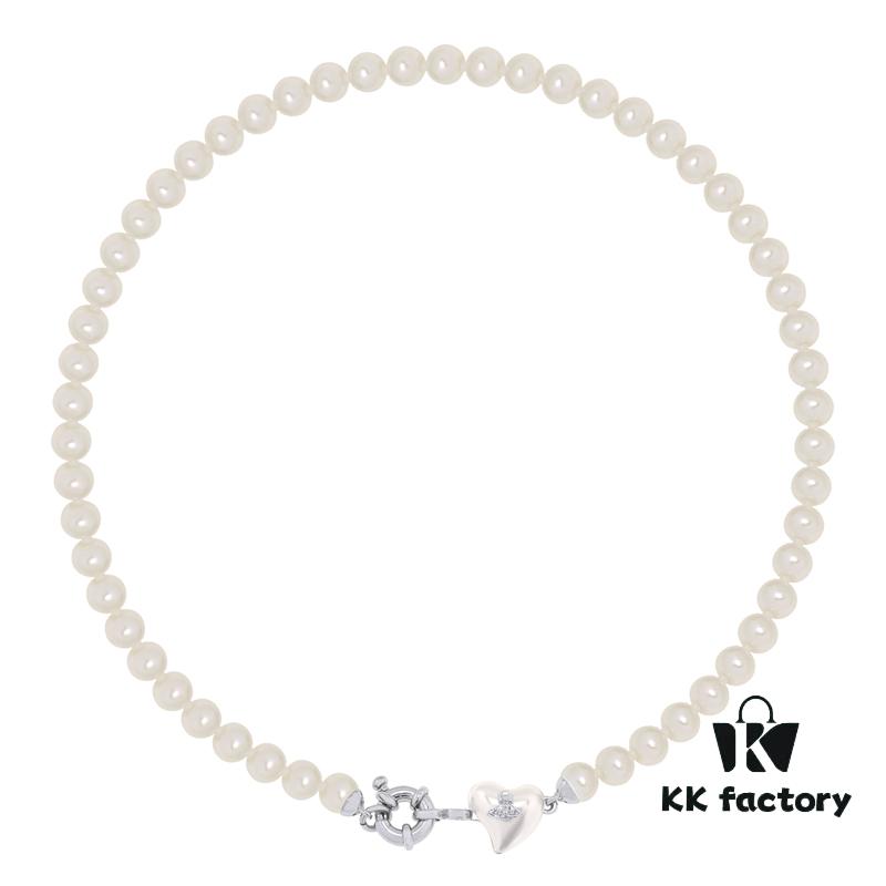 69300e5412f62673a6fac0a0 Vivienne Westwood Small Resin Heart Pearl Necklace - Silver