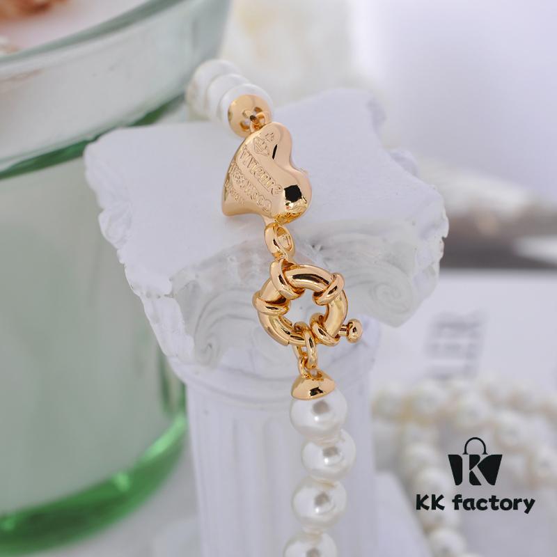 West Grandma Small Resin Heart Pearl Necklace - Gold
