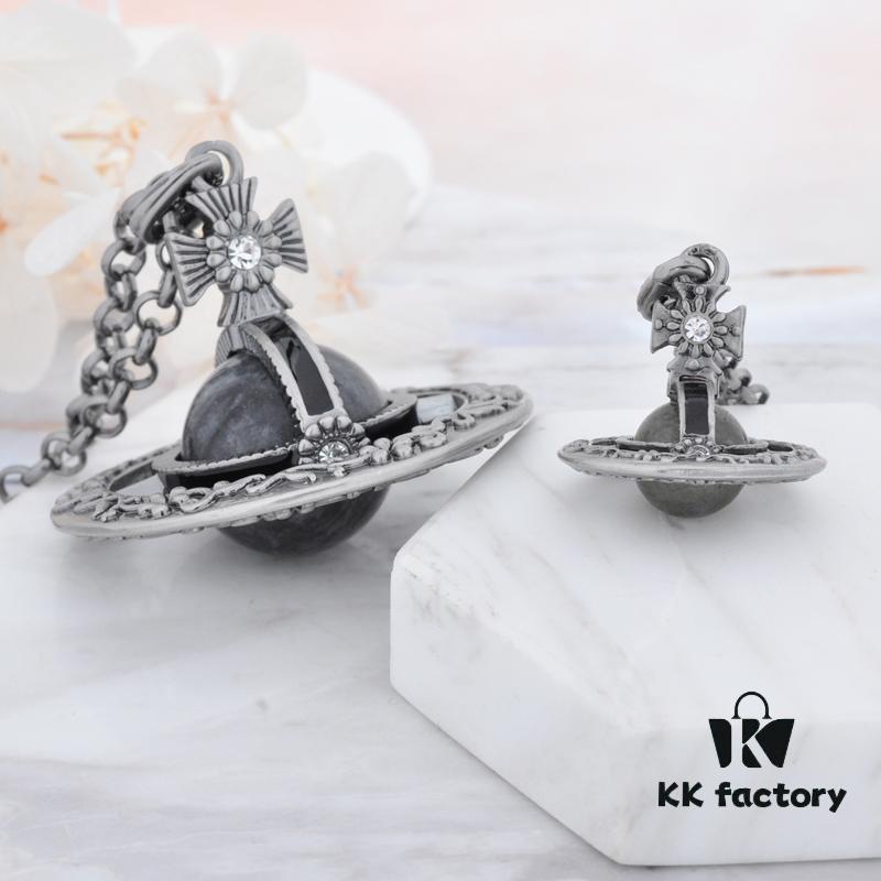 West Queen Small Antique Silver 3D Carved - Cloud Pattern Stone