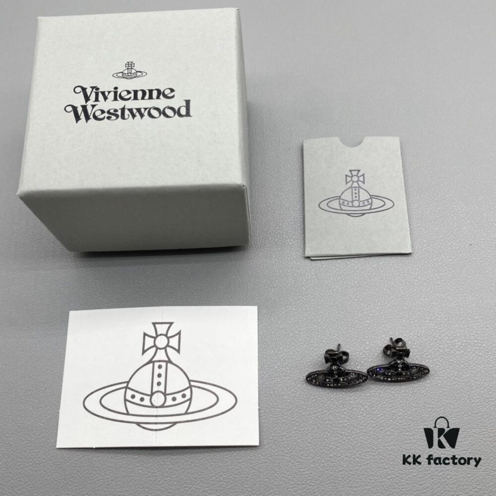 69300f3612f62673a6fac23b Vivienne Westwood Saturn Necklace