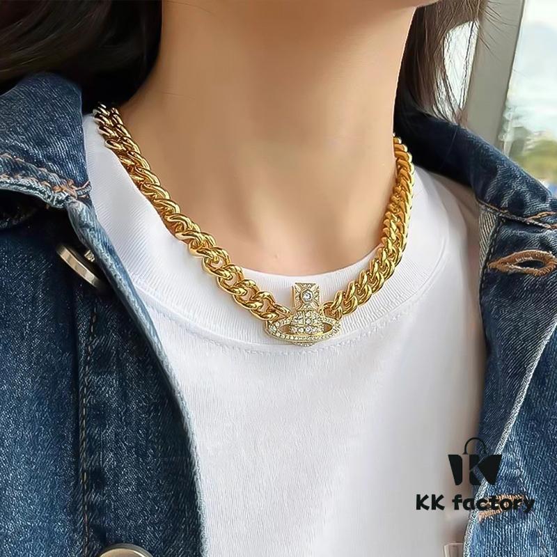 West Queen Full Diamond Magnetic Single-Layer P-Corner Chain Necklace - Gold