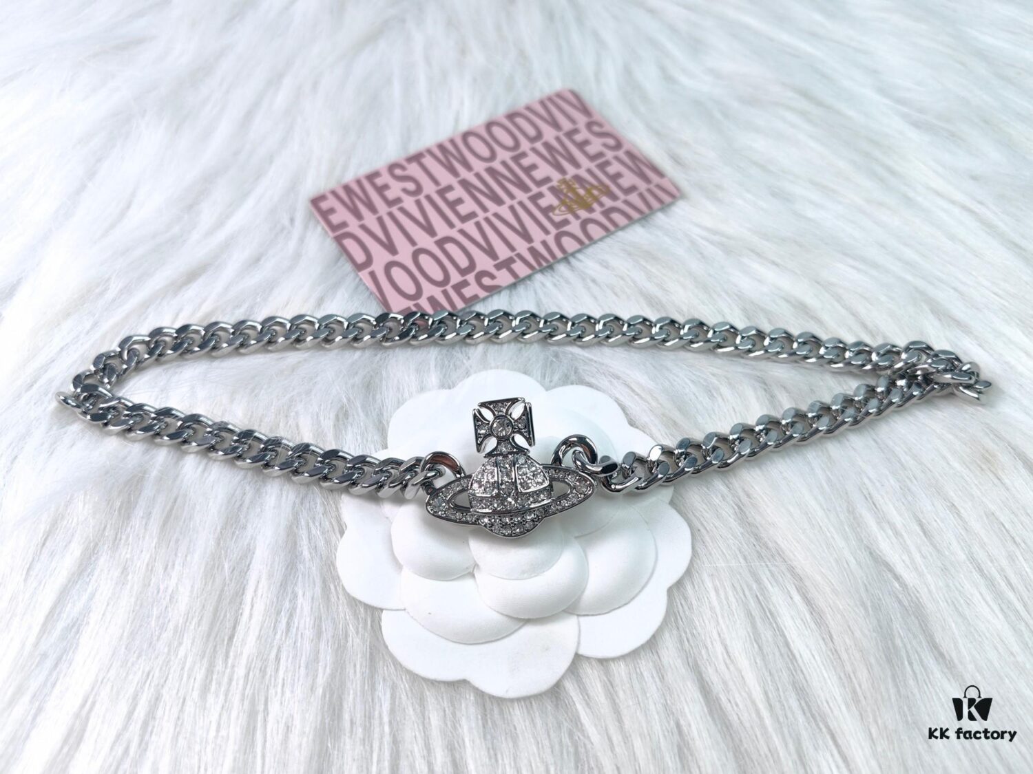 West Grandma Full Diamond Magnetic Single-Layer P-Shaped Link Necklace - White Gold Color