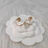West Queen 3D White Resin Necklace and Earrings