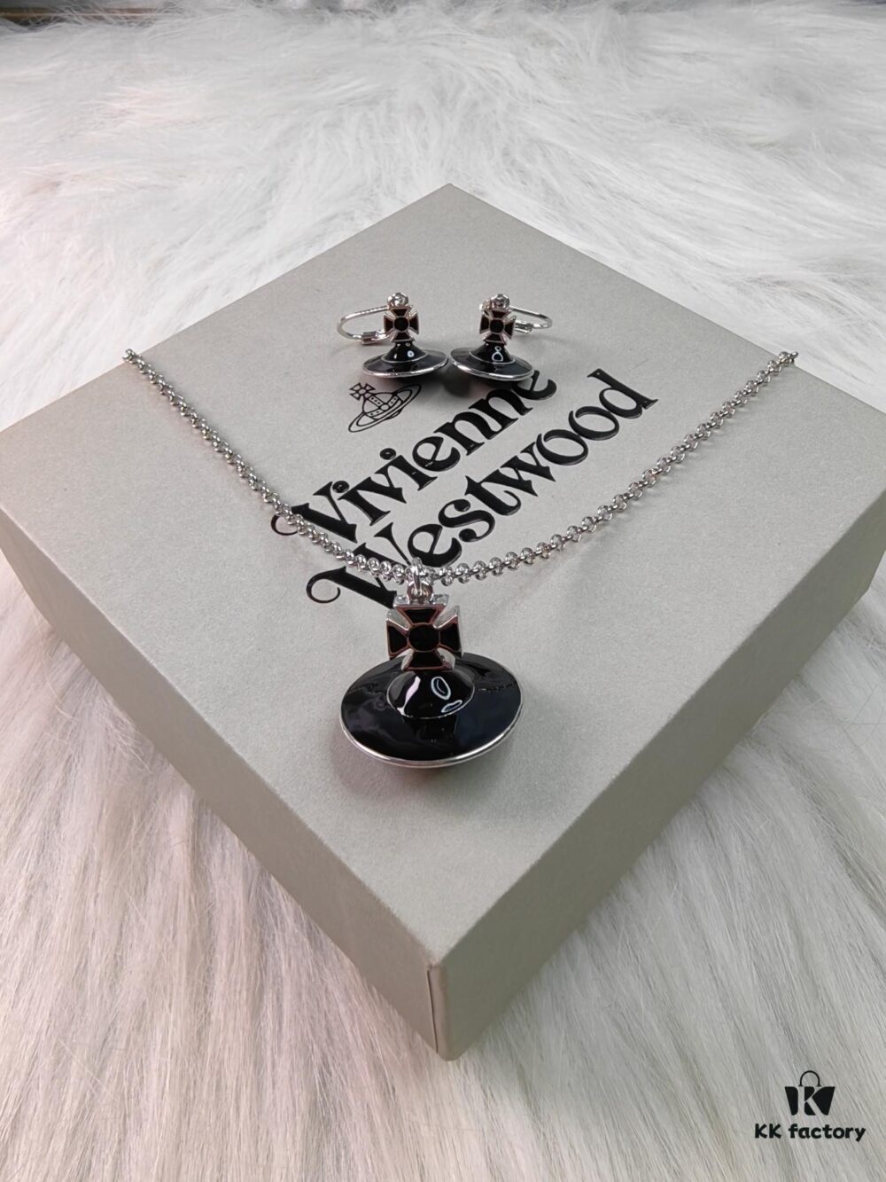69300f9a12f62673a6fac2bc West Queen 3D Black Dripping Glue Necklace and Earrings