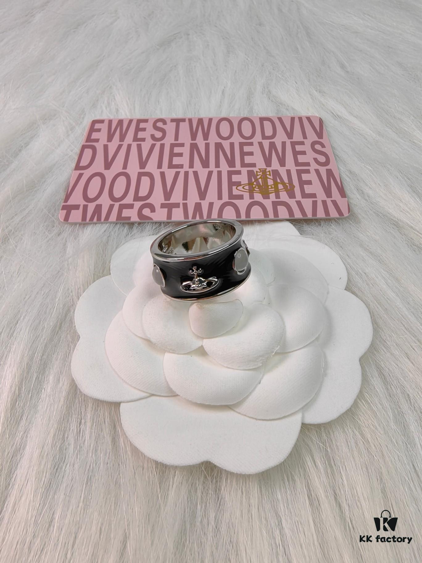 West Queen Resin Ring, Sizes 6, 7, 8