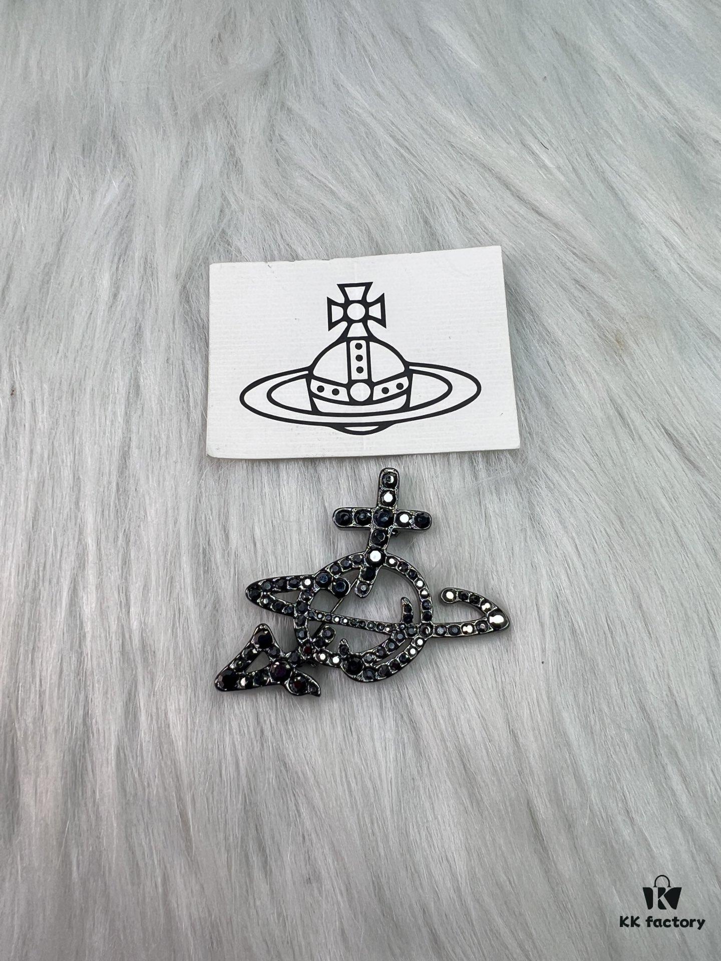 6930101212f62673a6fac38a Vivienne Westwood Rhodium-Plated Full Diamond Arrow Saturn Brooch - Titanium Black