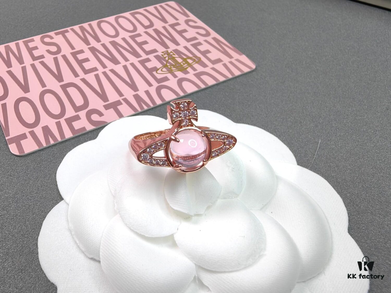 693010ae12f62673a6fac460 Vivienne Westwood Pearl Pink Gold Set, Necklace Bracelet Ring