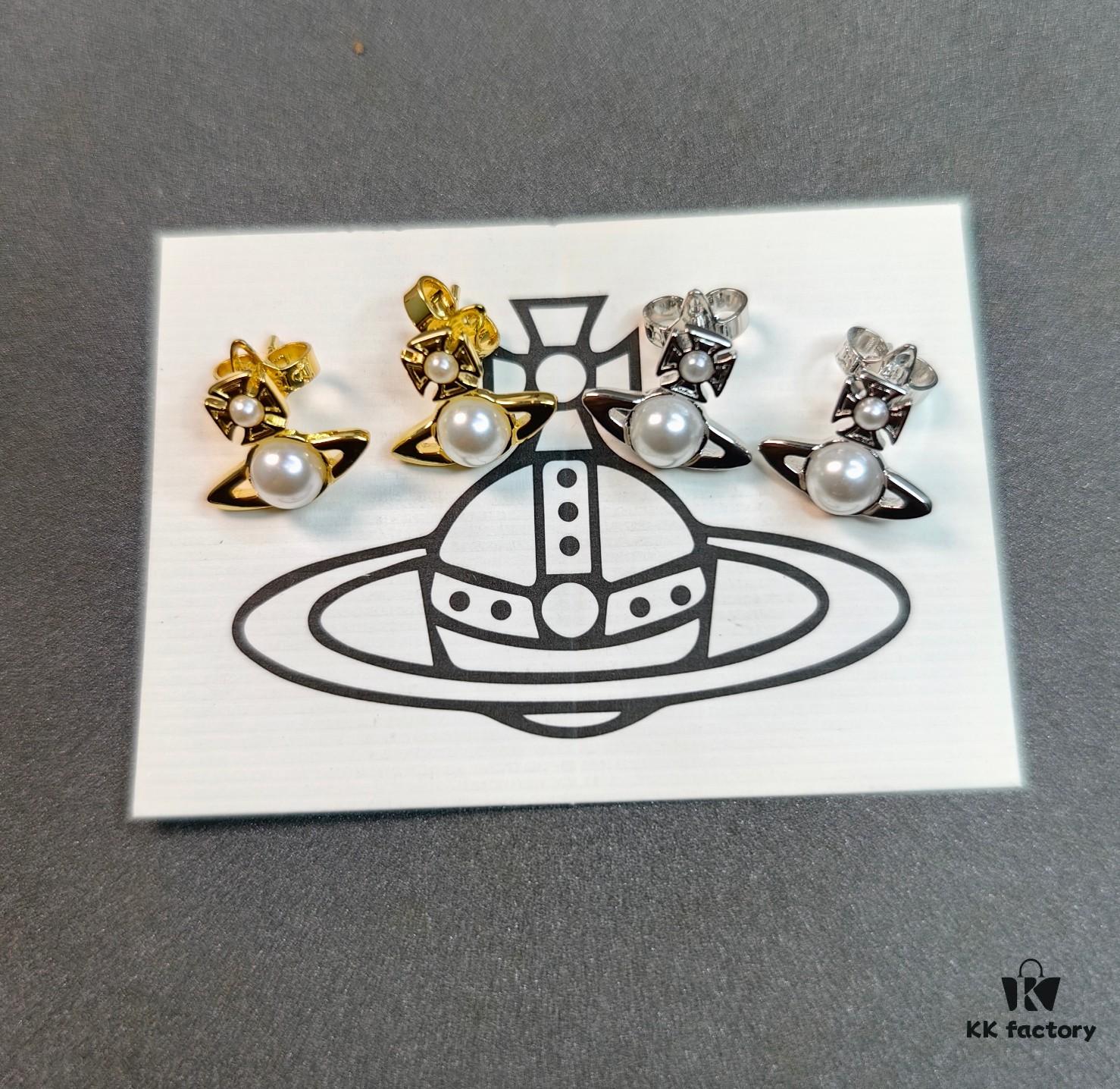 693010c312f62673a6fac477 West Queen Half-Pearl Necklace, Bracelet, and Stud Earrings in White Gold and Yellow Gold Two-Tone