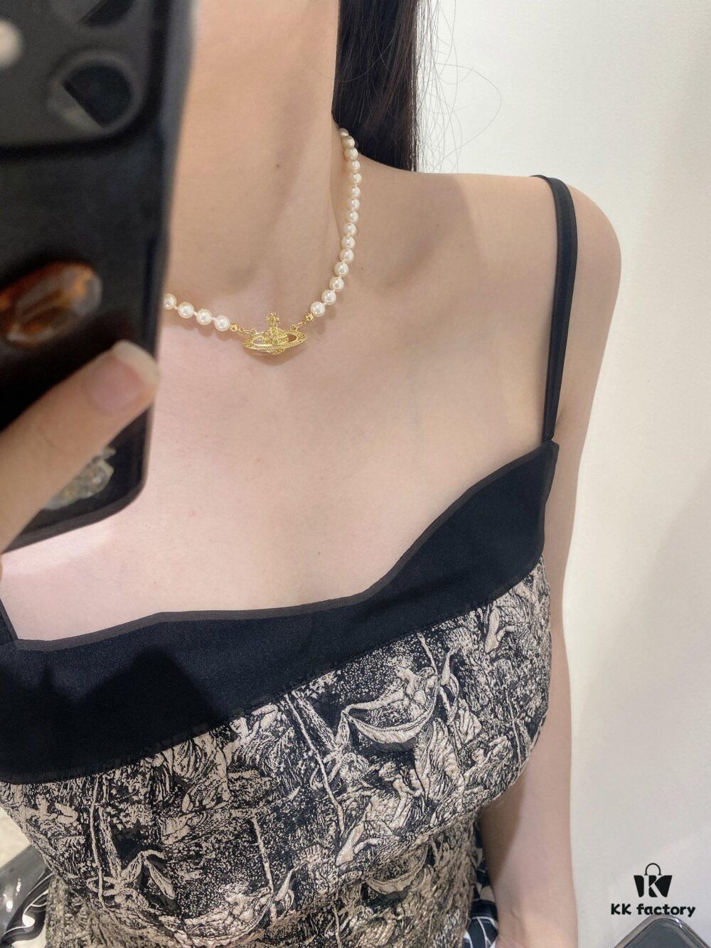 6930119112f62673a6fac58a Saturn | Vivienne Westwood Jewelry Pearl Necklace in Gold