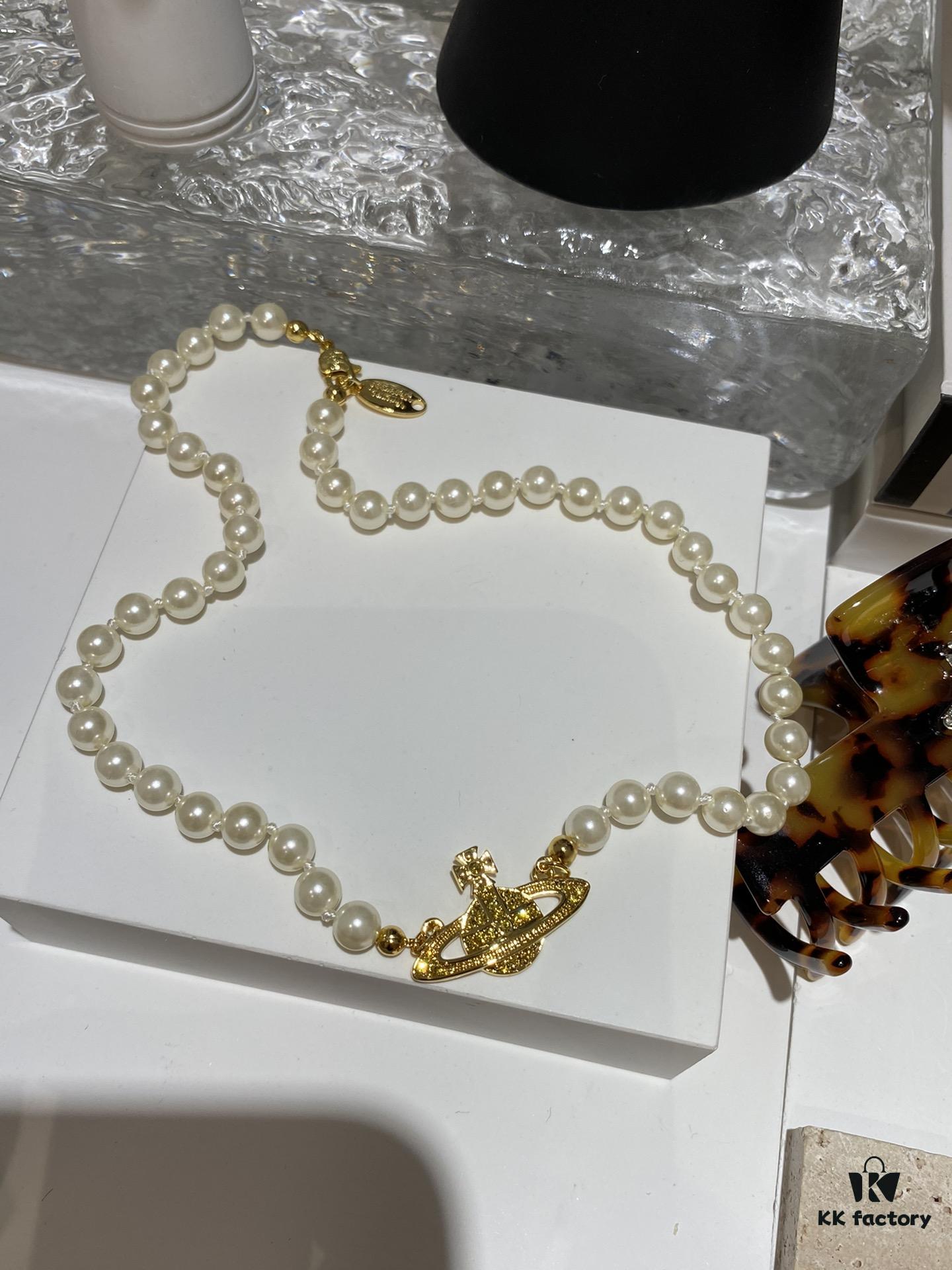 6930119412f62673a6fac58e Saturn | Vivienne Westwood Jewelry Pearl Necklace in Gold