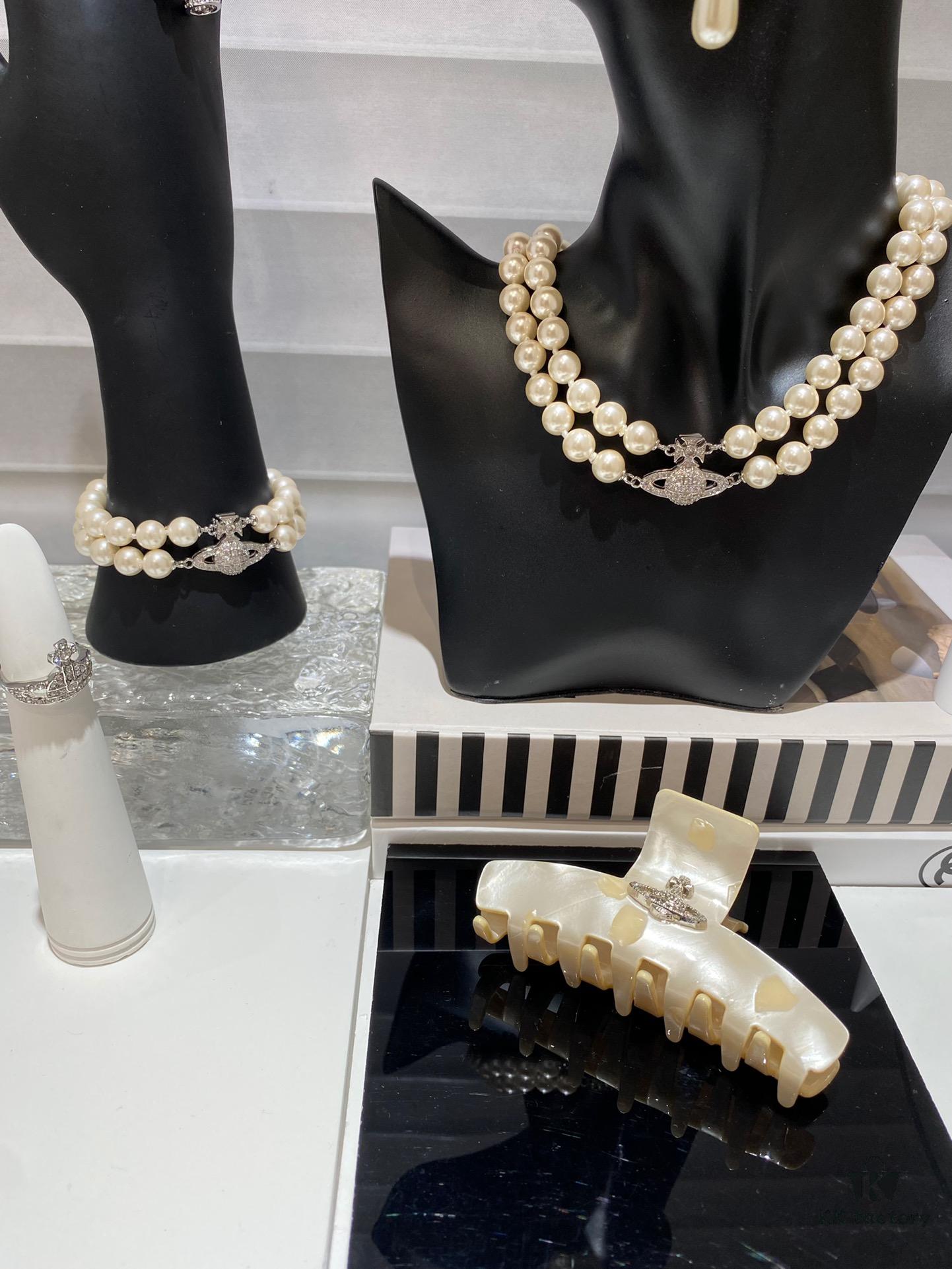 693011a612f62673a6fac59f Saturn | Vivienne Westwood Jewelry Double-Layer Pearl Necklace and Bracelet