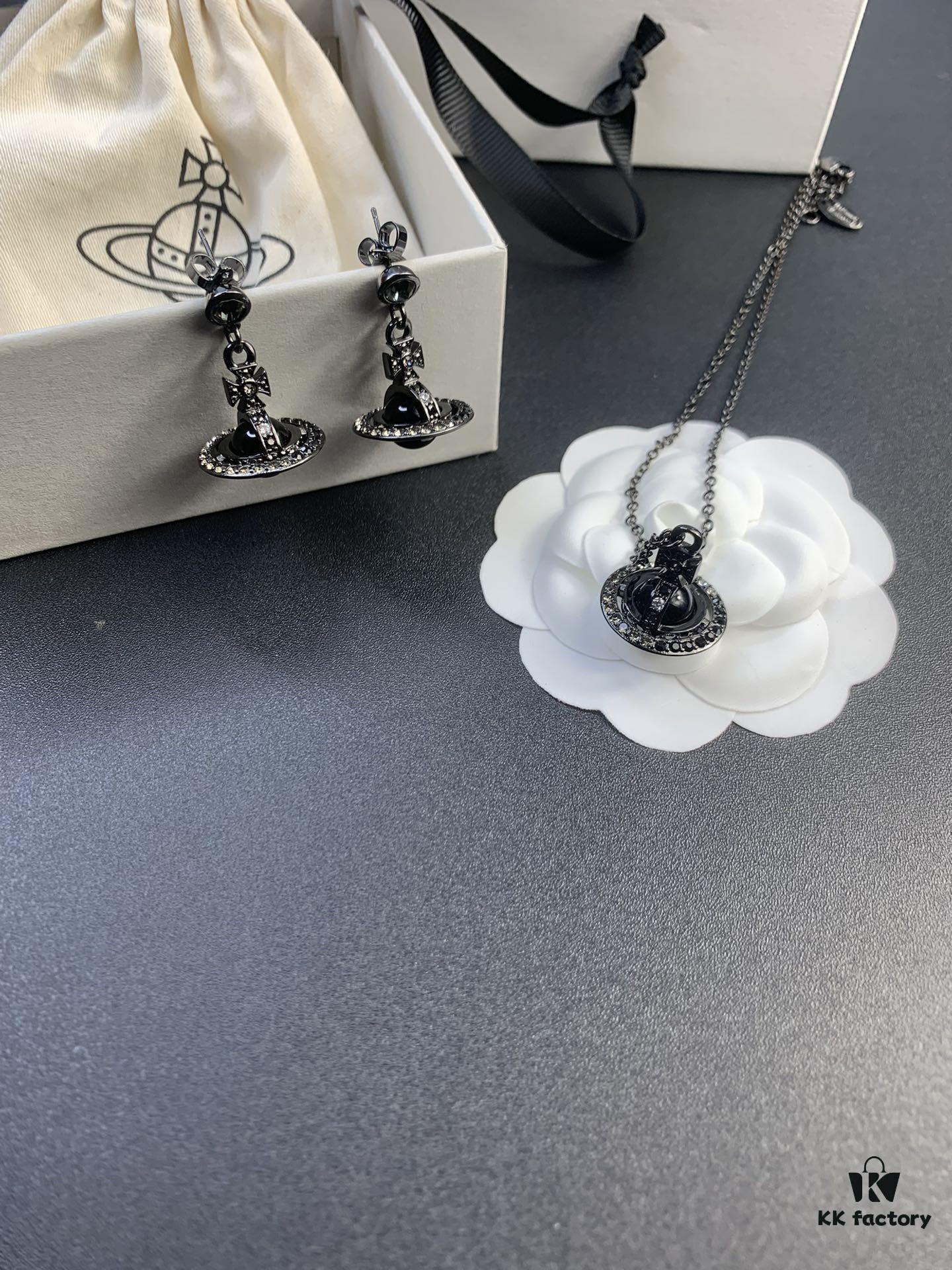 Vivienne Westwood Gradient Black 3D Saturn Necklace and Earrings Set