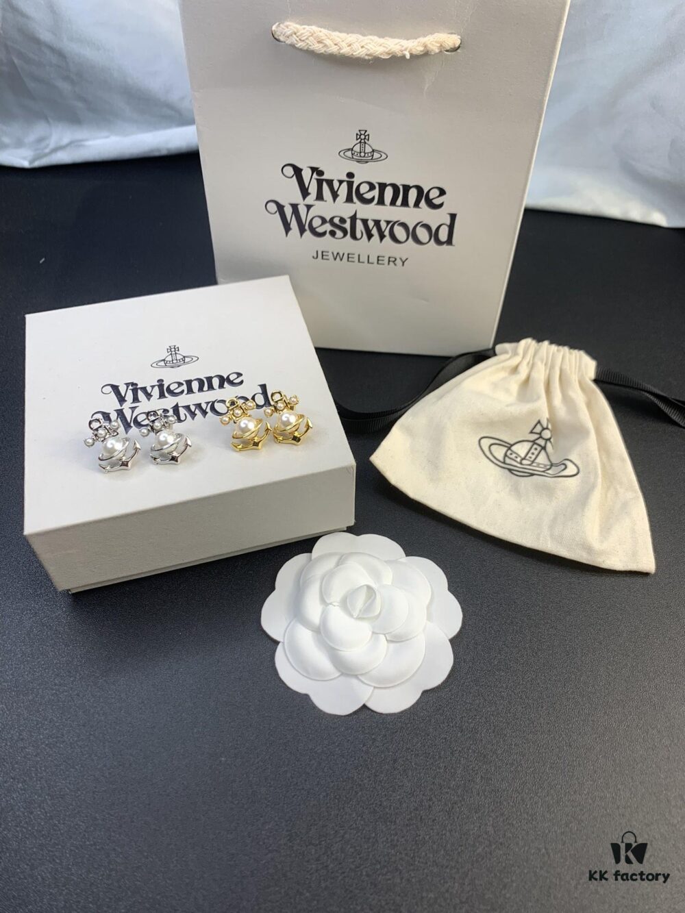 6930127712f62673a6fac6a1 West Queen Cat Boat Pearl Stud Earrings in White Gold and Yellow Gold Two Colors