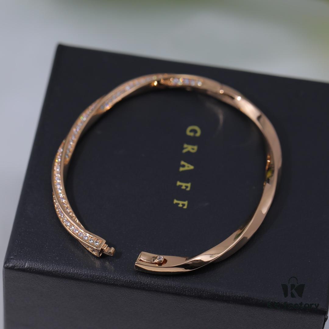 6930139b12f62673a6fac841 Top Brand Graff Bracelet, Luxury Jewelry Custom Simulation Diamond Series, Premium Electroplated Gold Silver Material, In Stock AE33558