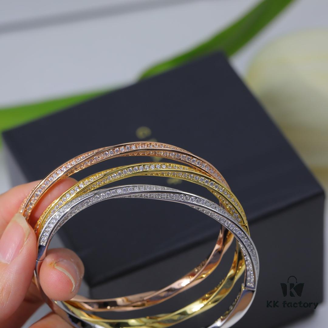6930139b12f62673a6fac842 Top Brand Graff Bracelet, Luxury Jewelry Custom Simulation Diamond Series, Premium Electroplated Gold Silver Material, In Stock AE33558