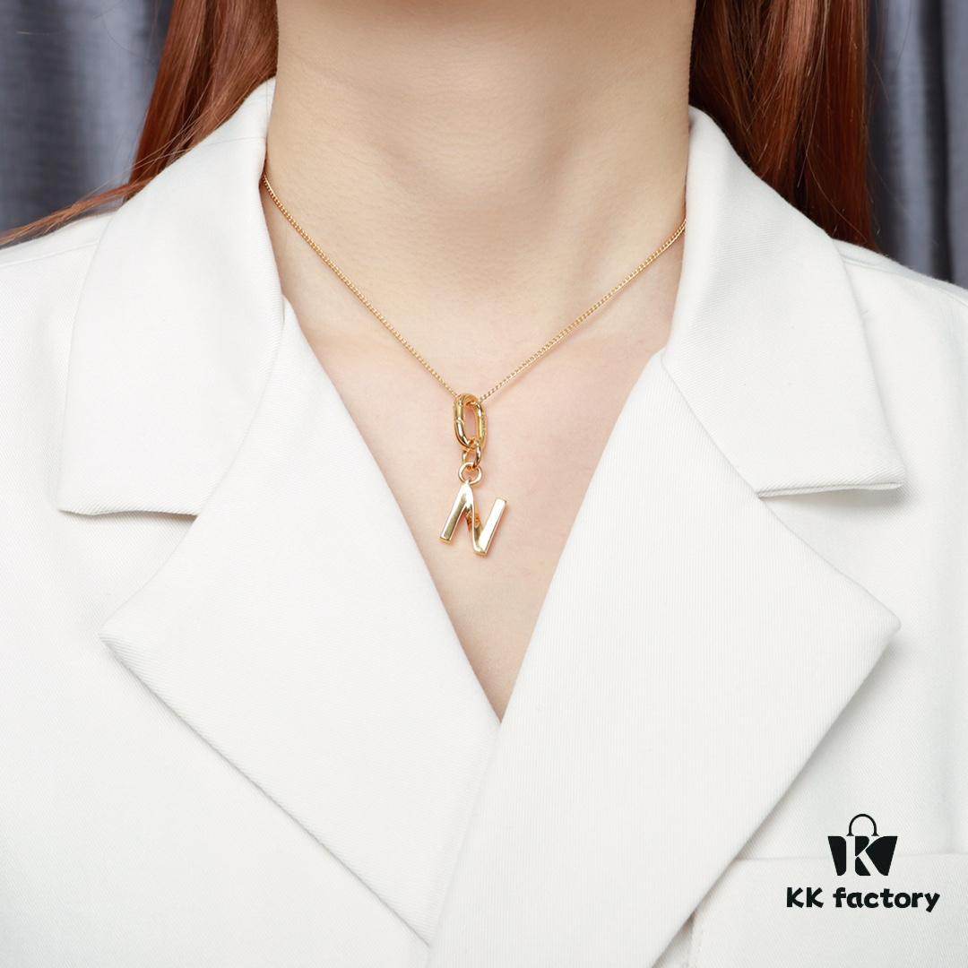 6930144012f62673a6fac939 2021 New Arrival 🌟 Celine Necklace, Bestselling Style, Exquisite Craftsmanship, Premium Look, Solid Brass Material Matching Retail Quality, Versatile & Trendy, Ready Stock