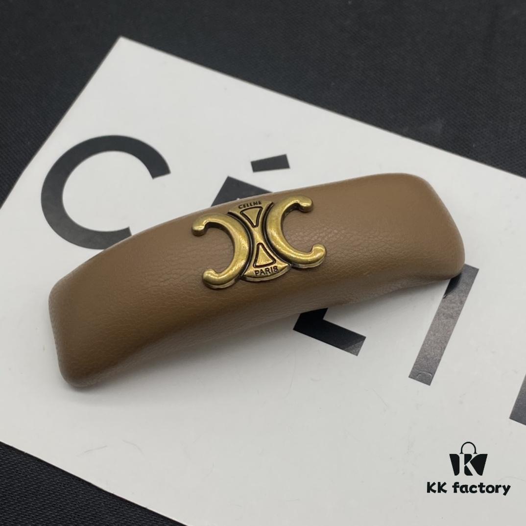 6930146f12f62673a6fac96d Celine Hair Clip, Effortless European and American Style, Suitable for Various Occasions, Simple Yet Elegant, Made with Original Matched Materials