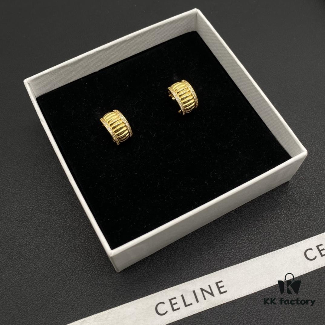 6930157612f62673a6faca56 CELINE Effortless European and American Style Suitable for Various Occasions, Simple Yet Elegant, Made with Original-Match Materials
