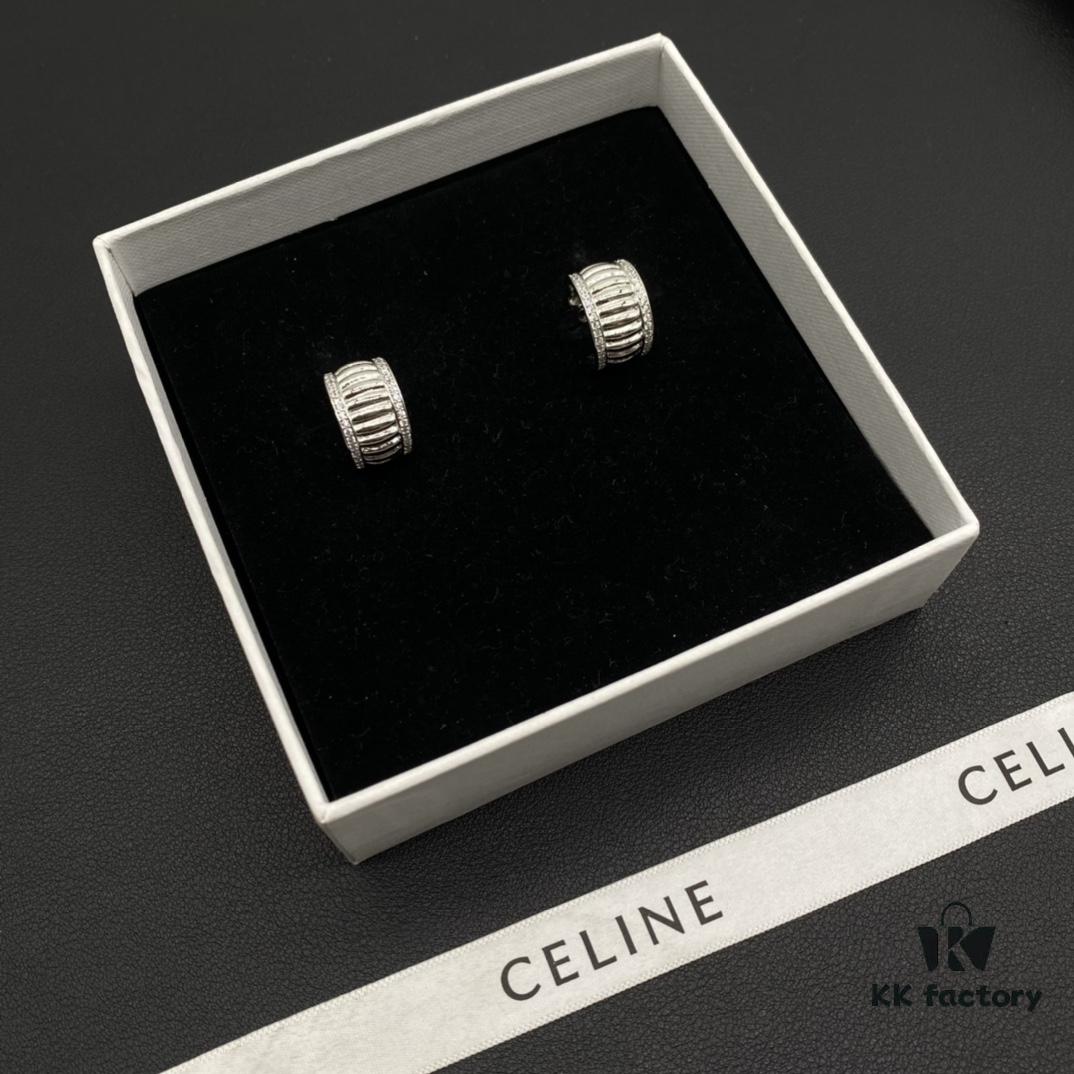 6930157d12f62673a6faca5e CELINE Effortless European and American Style Suitable for Various Occasions, Simple Yet Elegant, Made with Original-Match Materials