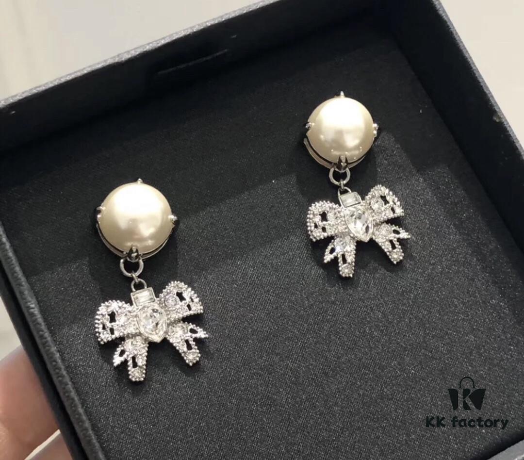 6930167812f62673a6facbf2 Miu Miu Bow Pearl Set ZP Custom Swarovski Crystal Stud Earrings, Adorable Girl Aesthetic