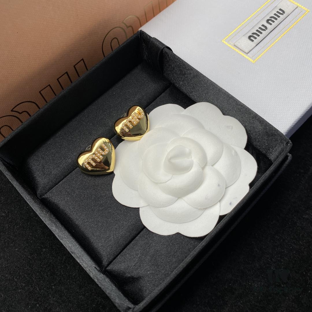 Miu Miu New Arrival Stud Earrings