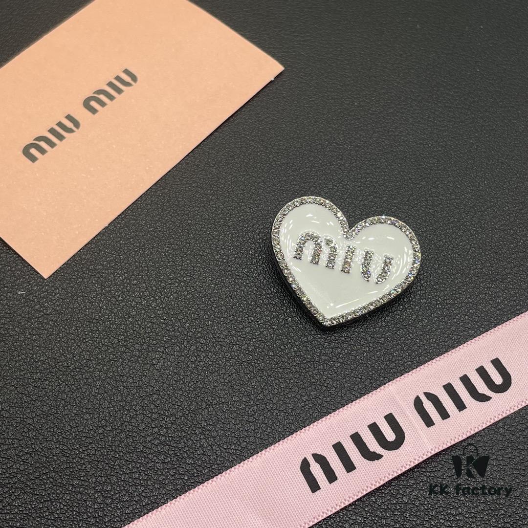 693016c412f62673a6facc52 Miu Miu Textured Luxury Pearl Heart Brooch, Minimalist Amour Design with Vintage Charm, Must-Have Fashion Accessory for Summer