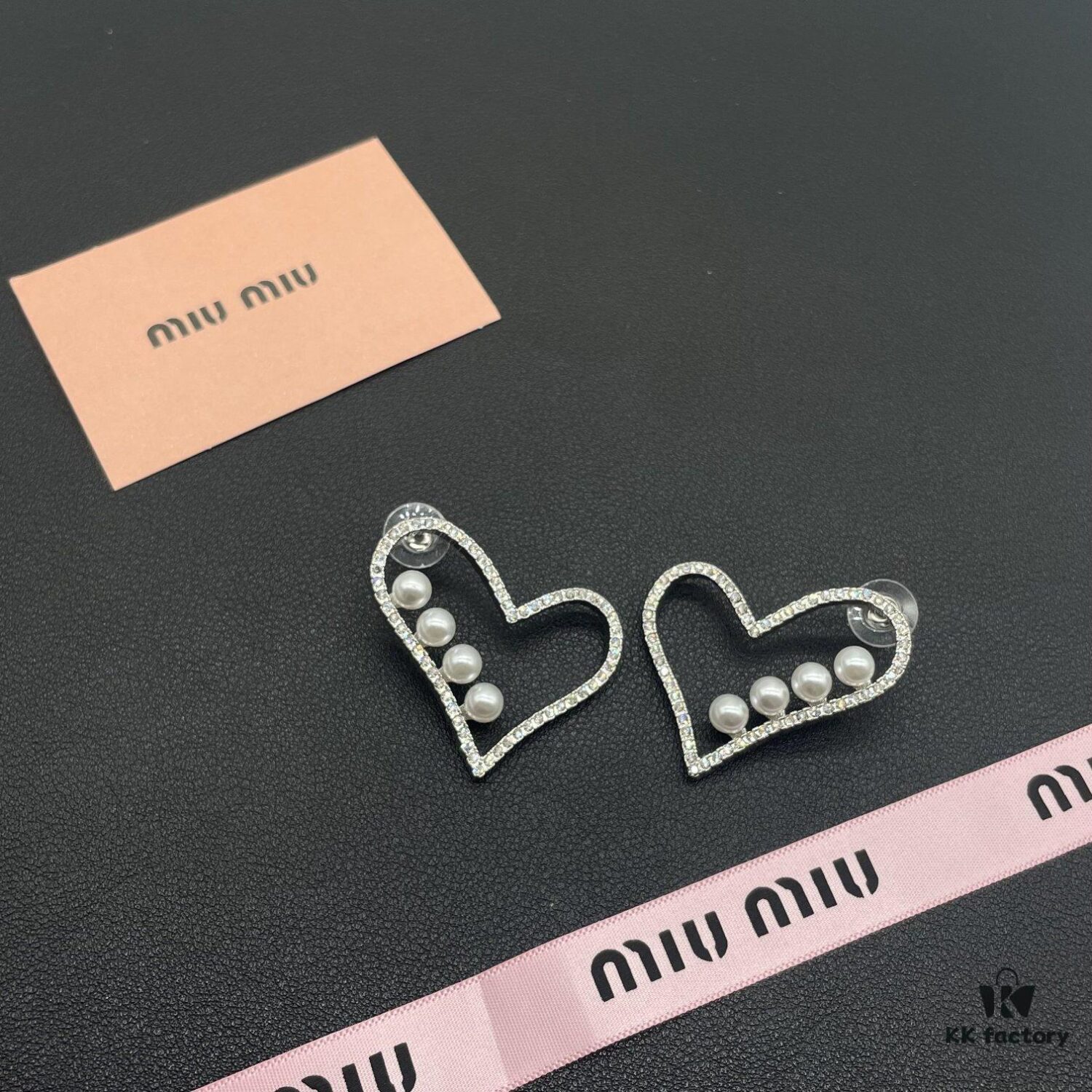 693016fe12f62673a6facc8c Miu Miu Textured Luxury Pearl Heart Stud Earrings, Minimalist Design with Vintage Charm, Must-Have Summer Fashion Accessory