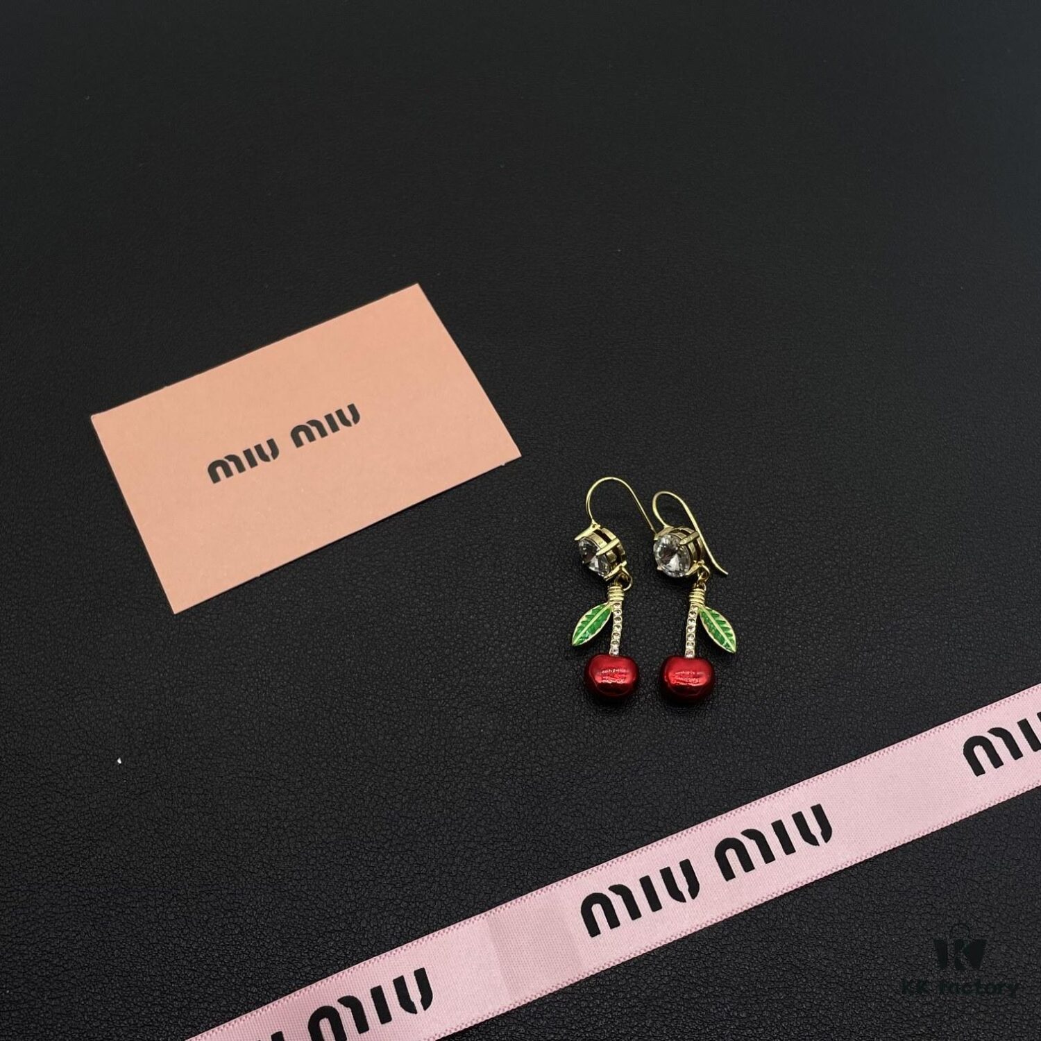 6930171e12f62673a6faccb3 Miu Miu Textured Luxury Pearl Heart Stud Earrings, Minimalist Design with Vintage Charm, Must-Have Summer Fashion Accessory