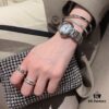 6930181c12f62673a6face37 Platinum-colored Piaget ring with rotating design, featuring single diamond, seven-diamond, and full-diamond options