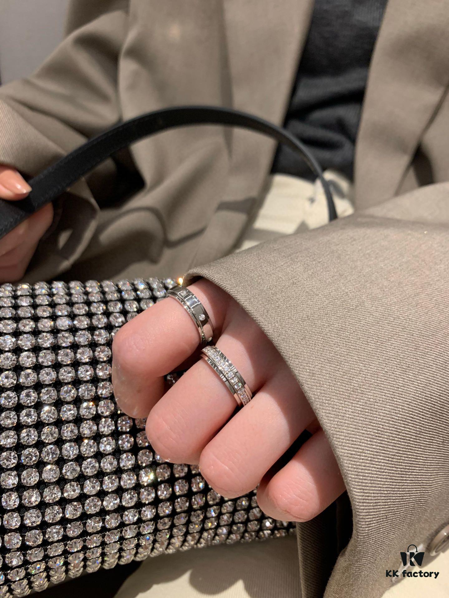 6930183012f62673a6face58 Platinum-colored Piaget ring with rotating design, featuring single diamond, seven-diamond, and full-diamond options