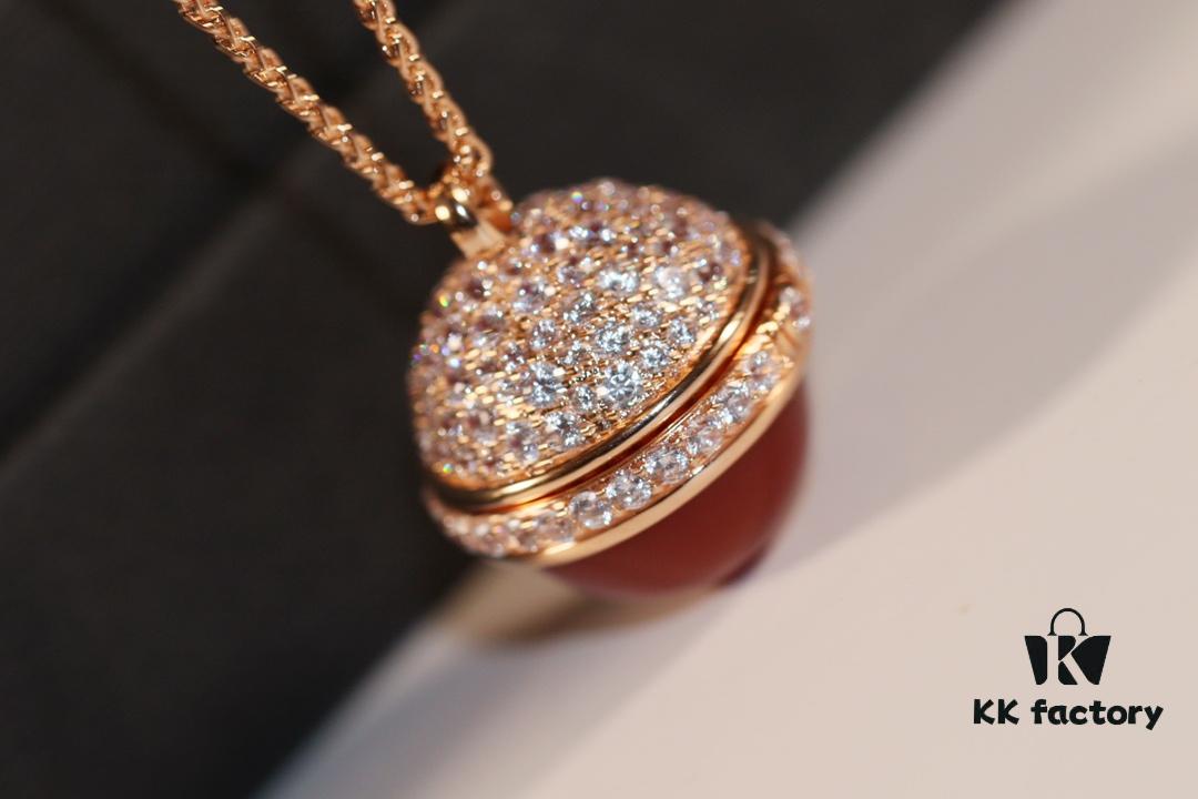 Piaget Possession Necklace, Worn by Goddess Yang Mi, Style Icon and Ultimate Fashion Statement