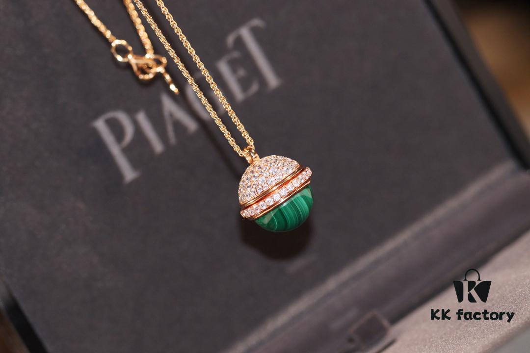 6930184d12f62673a6face9b Piaget Possession Necklace in V Gold