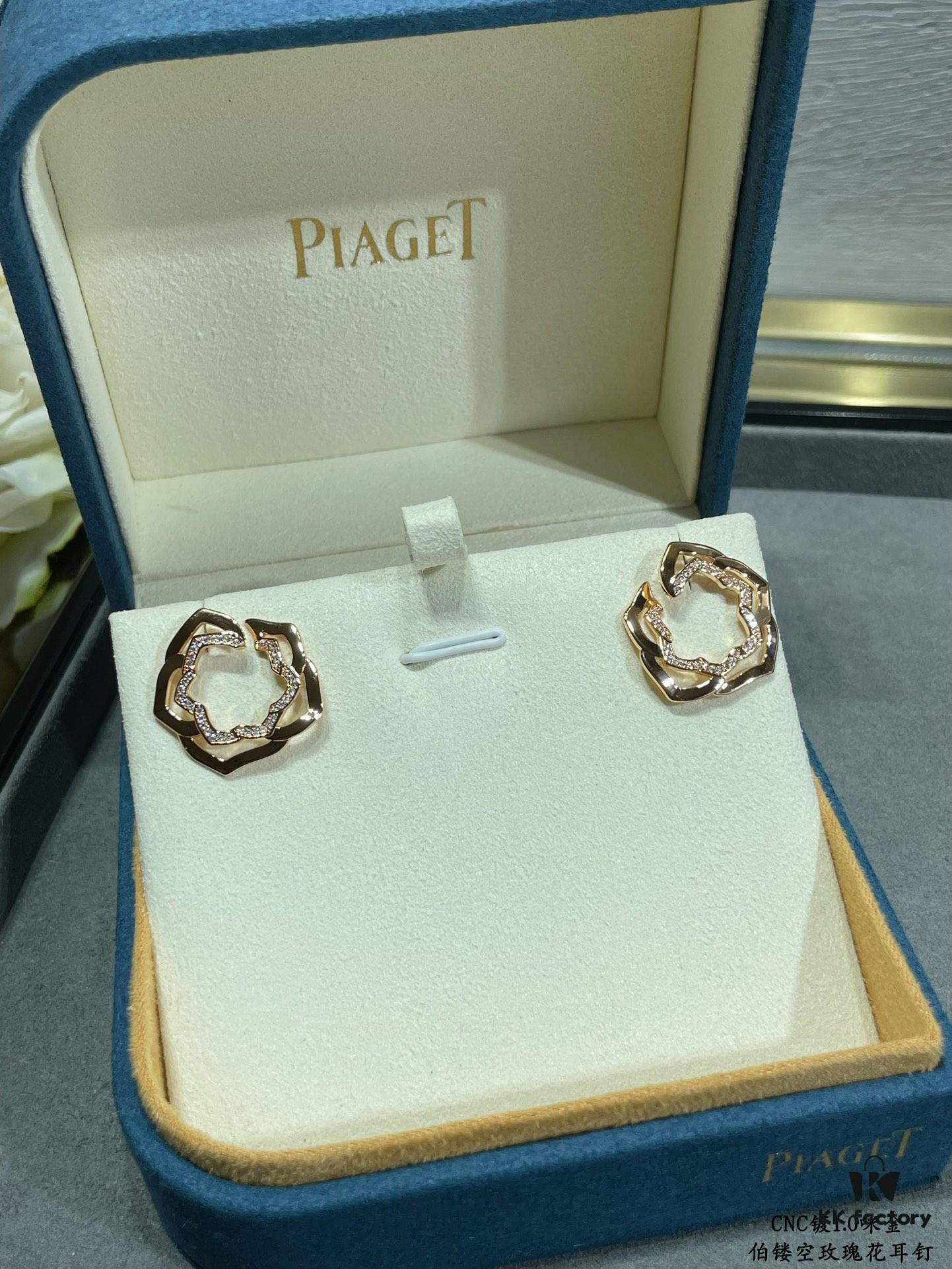 693018d112f62673a6facf50 Pearl Princess Openwork Rose Earrings, Breathtakingly Beautiful Design That Captivates at First Sight