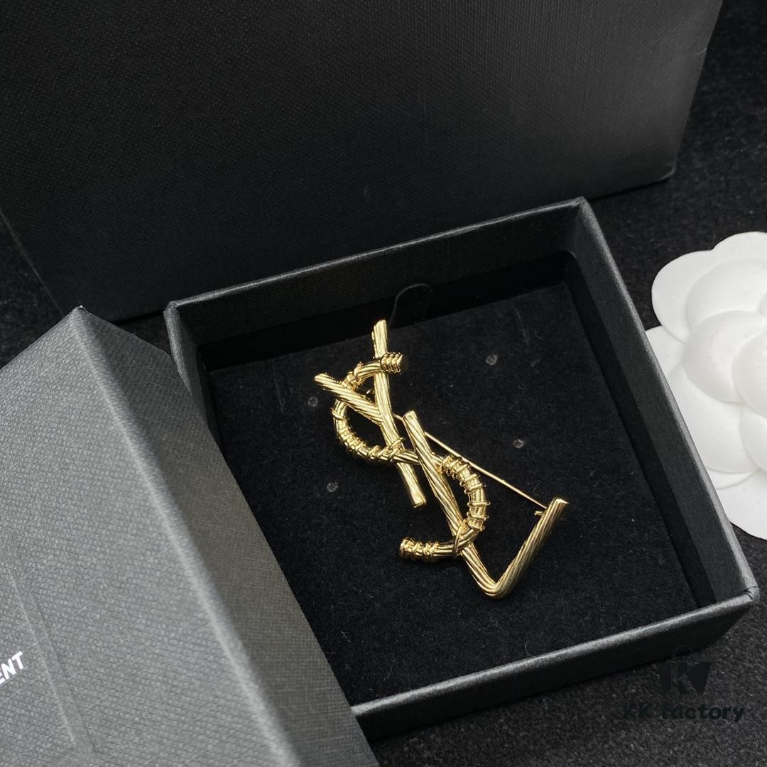 YSL Saint Laurent Classic Element Brooch