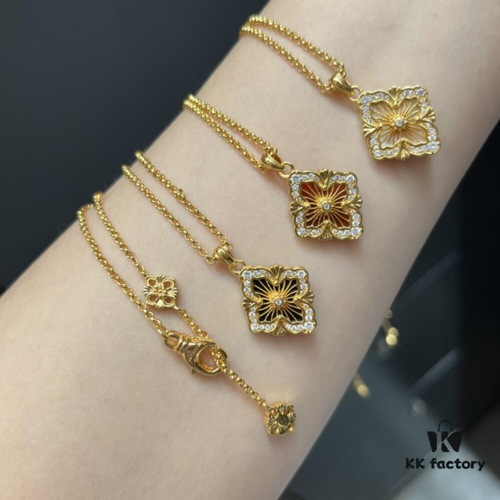 693019de12f62673a6fad095 Buccellati! Ready to Ship! Reversible Double-Sided Wearable Single Flower Necklace / Bracelet, Even More Beautiful in Real Life – Can't Capture Its Beauty in Photos