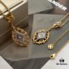 693019f812f62673a6fad0b6 Elegant and delicate jewelry described by writer Yi Shu