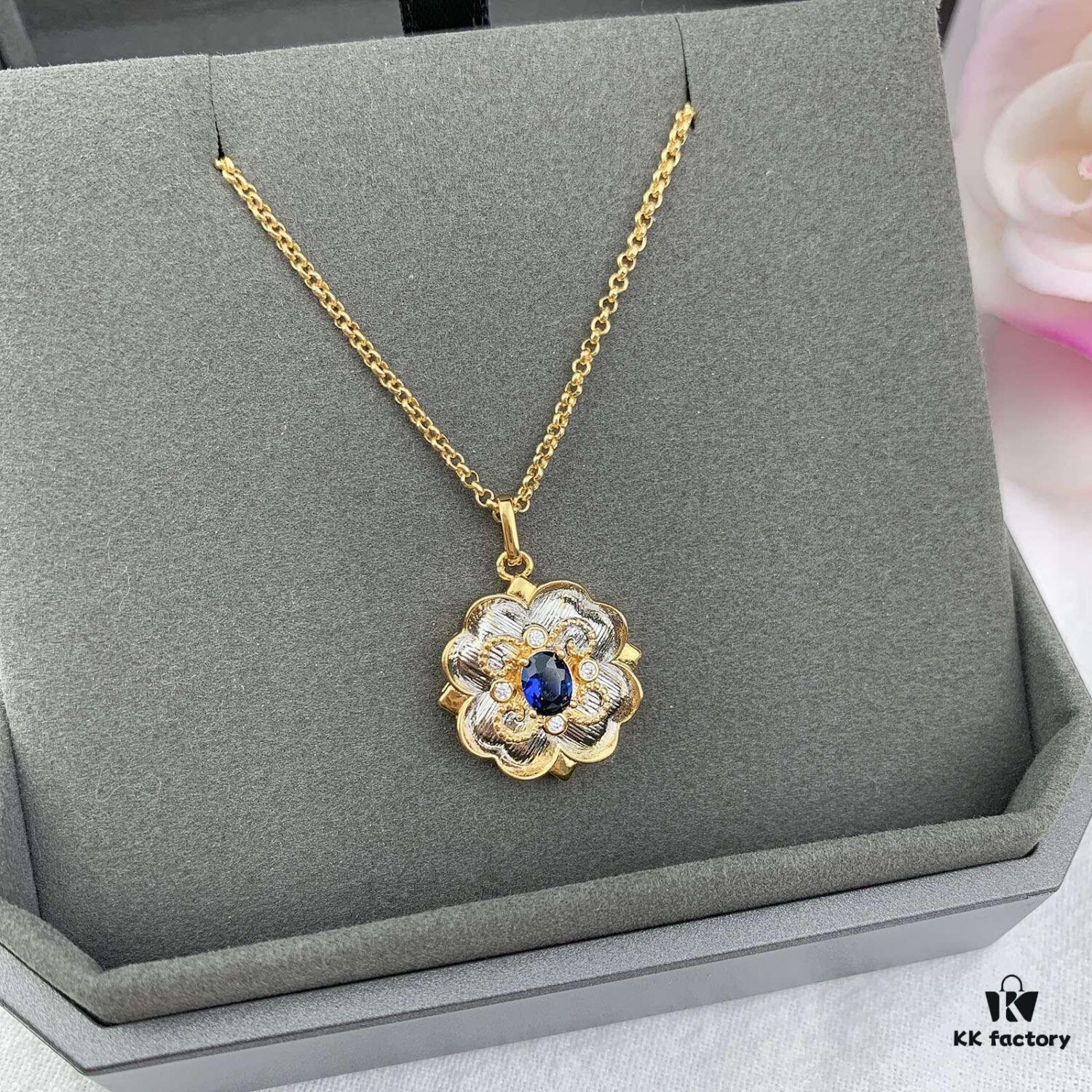 69301a9c12f62673a6fad165 Buccellati Angel Vintage Court-style Diamond-set Filigree Necklace in Two-tone Rose Gold and White Gold, Yellow Gold and White Gold