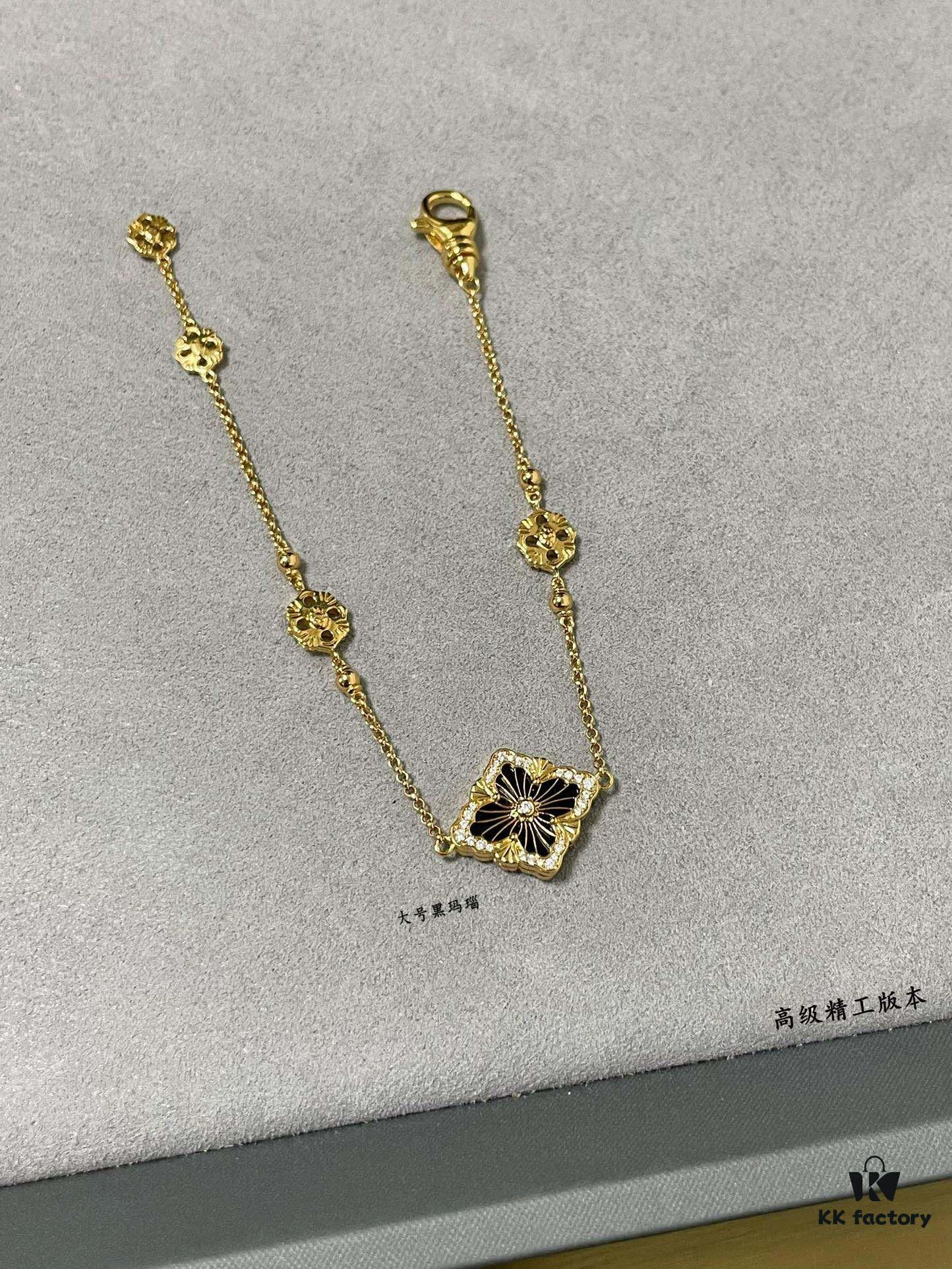 69301a9d12f62673a6fad166 Buccellati Large Opera Series Onyx Bracelet, Vintage Court-style Clover and Four-petal Shell Double-sided Necklace